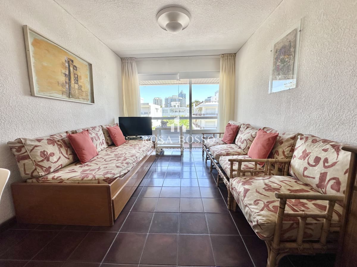 Apartamento en Aidy Grill, 2 dormitorios *
