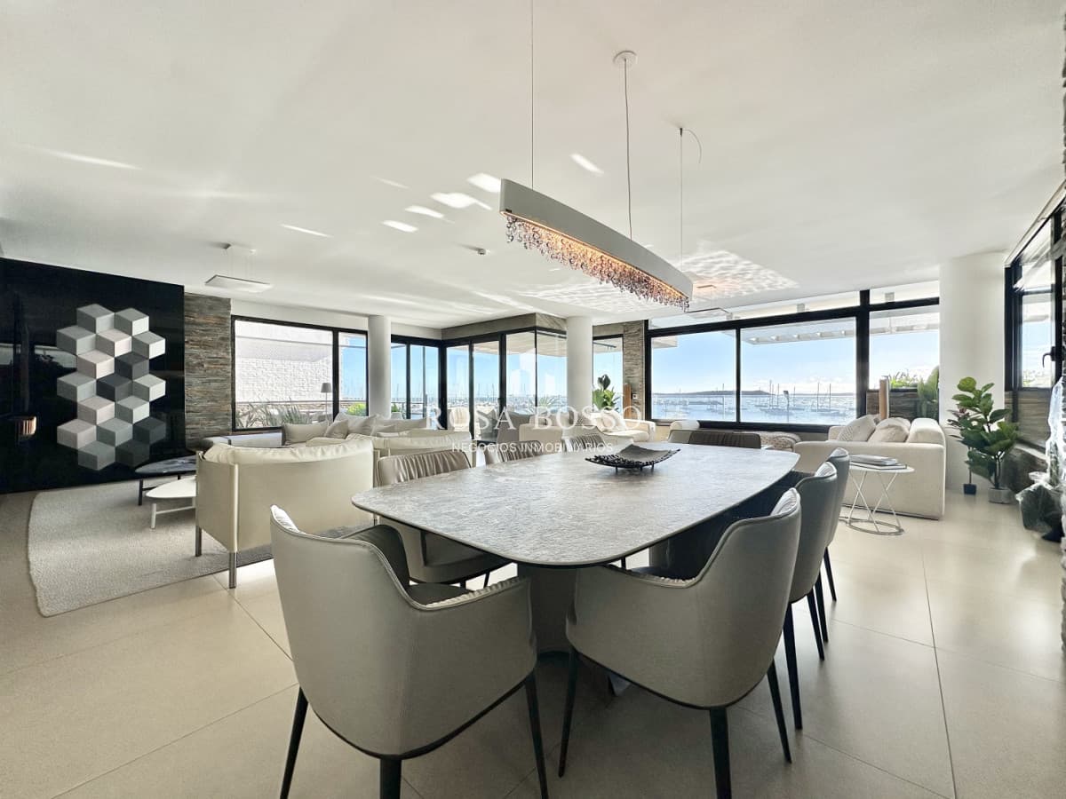 Apartamento en Alquiler Exclusivo 4 Dormitorios Península, Punta del Este