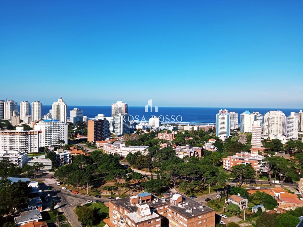 Apartamento en Mansa 1 dormitorios 2 baños garaje