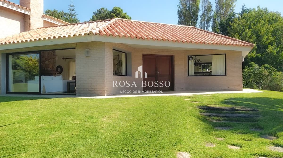 Casa Venta 4 dormitorios Brava Punta del Este
