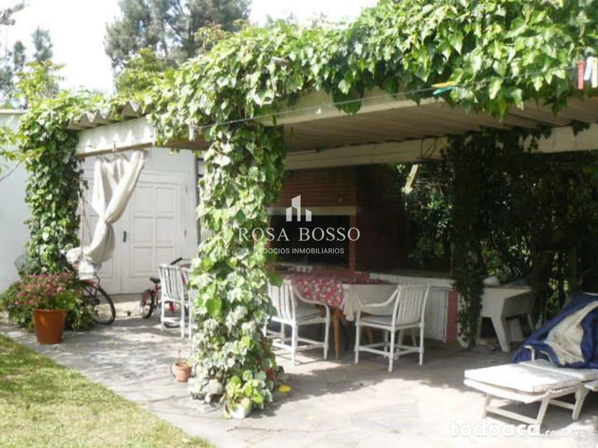 Casa en Pinares - Punta del Este.