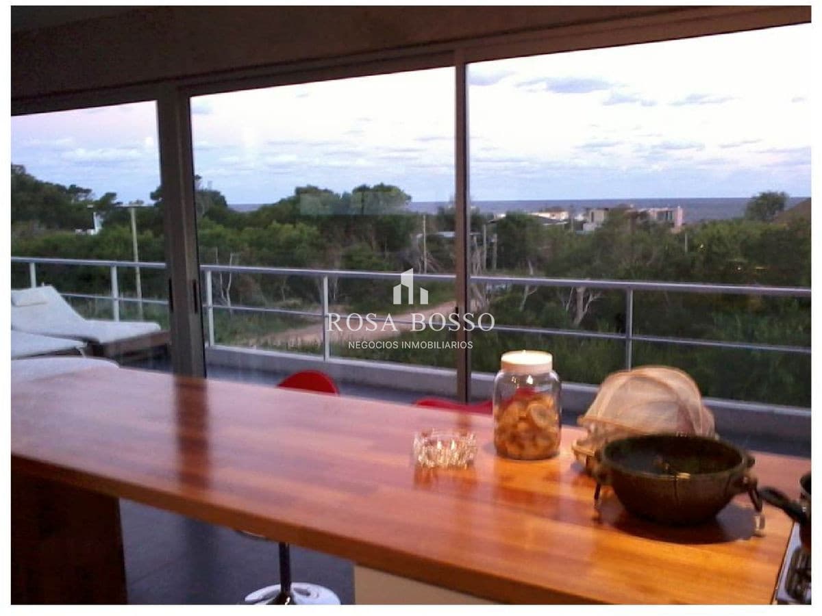 Casa Venta 3 dormitorios Altos de Punta Piedra con vista al mar