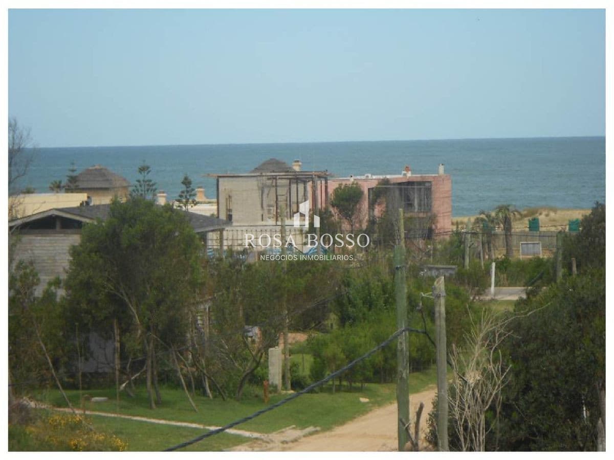 Casa Venta 3 dormitorios Altos de Punta Piedra con vista al mar