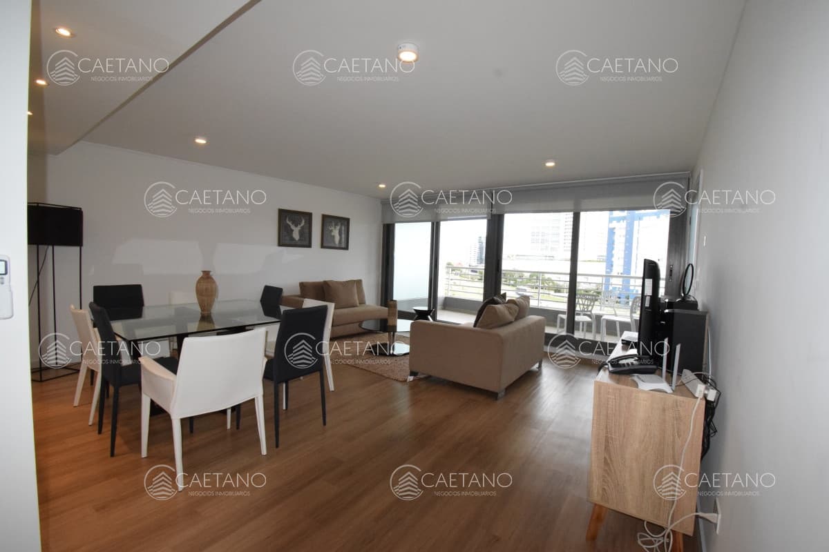 Apartamento en Punta del Este, Mansa