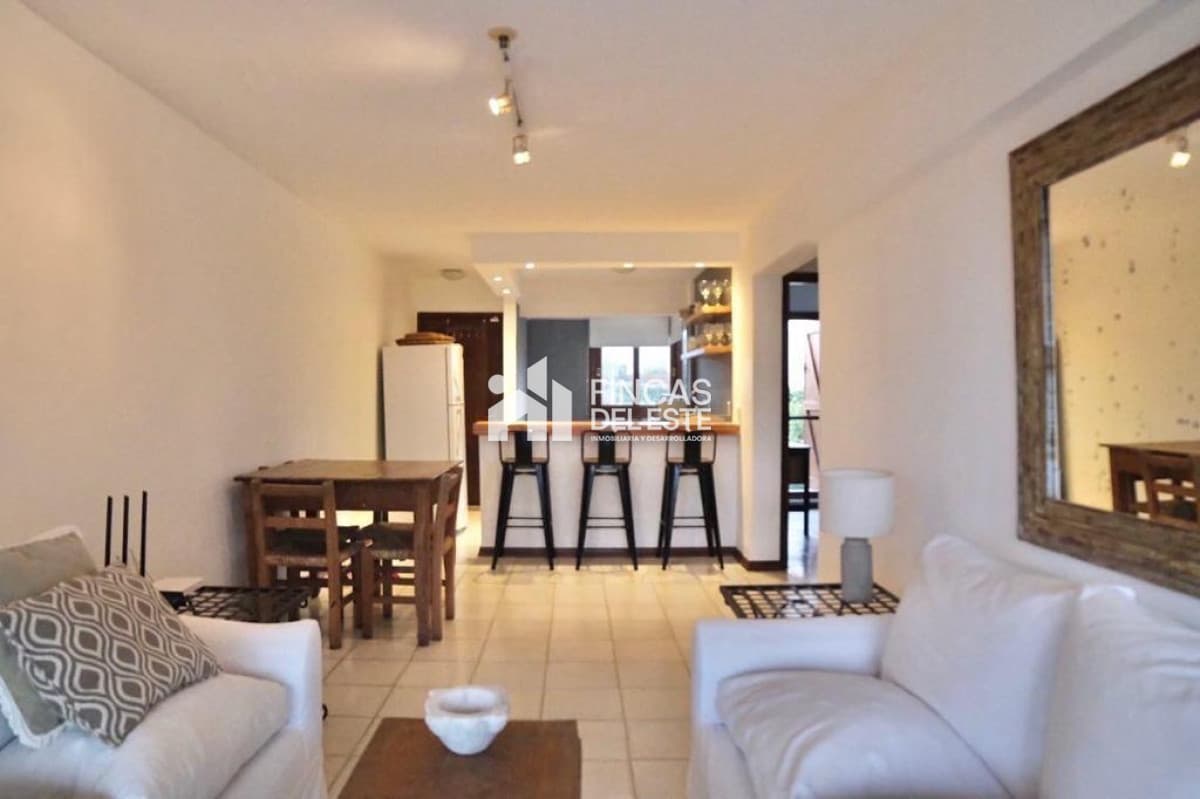 Apartamento en alquiler zona la barra a pasos del mar  -