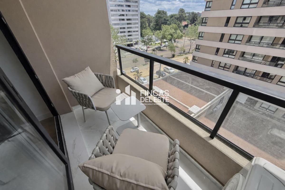 Apartamento en alquiler para 4 personas en Roosevelt con servicio de primera!