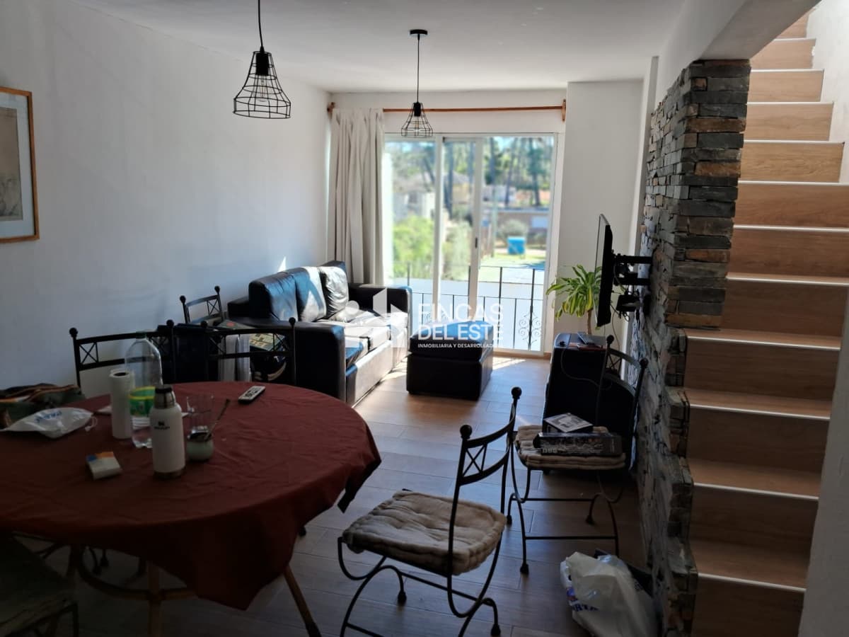 Apto de 3 dormitorios en san Rafael   -