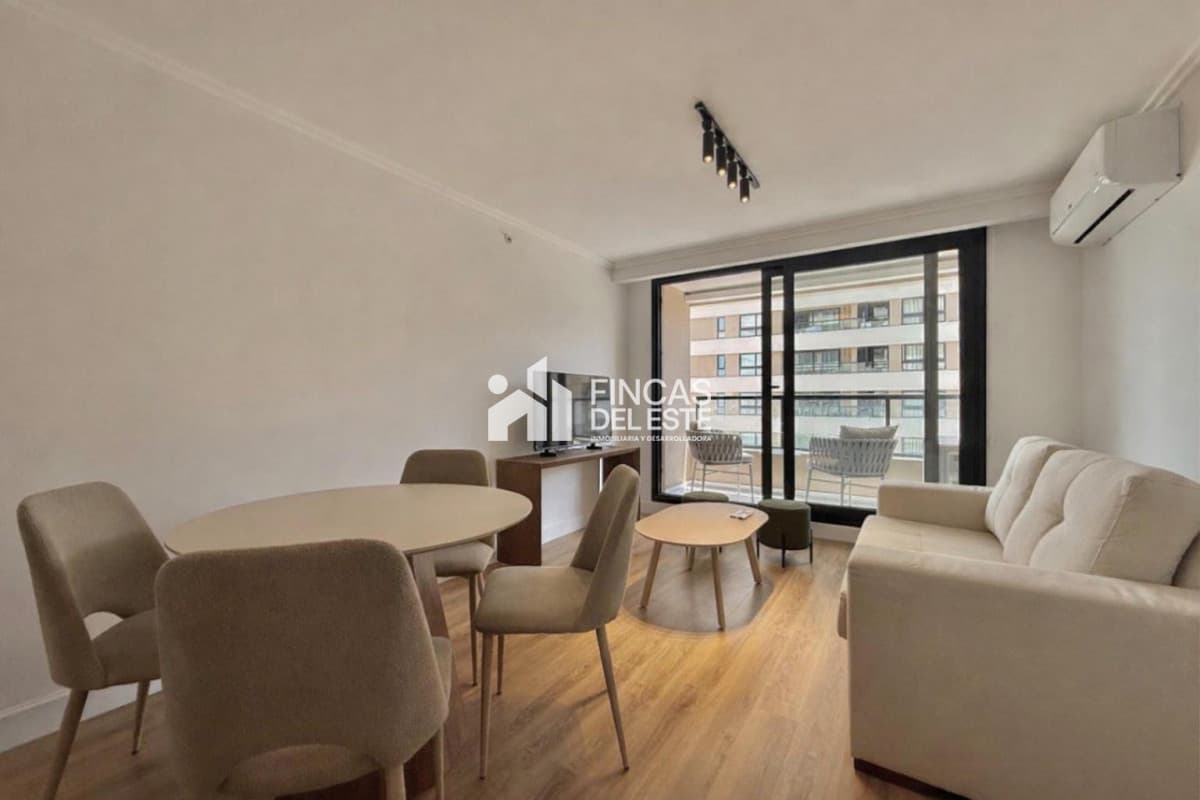 Apartamento en alquiler para 4 personas en Roosevelt con servicio de primera!