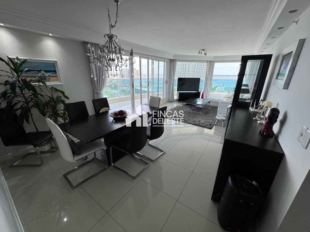 Apartamento con todos los servicios.