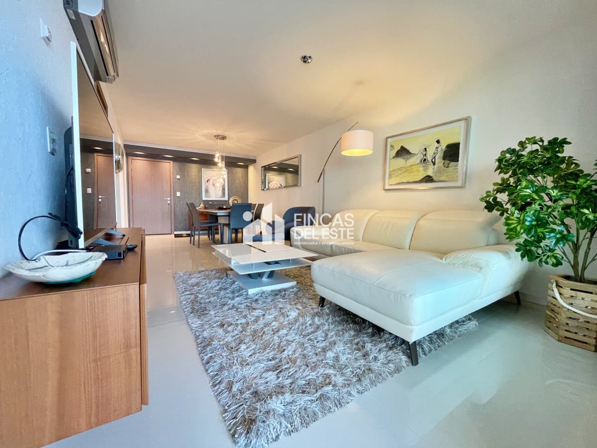 Apartamento en alquiler de verano Punta del Este  -