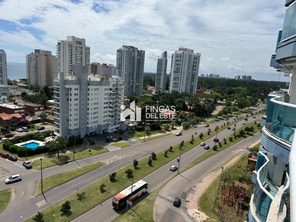 Apartamento con todos los servicios.