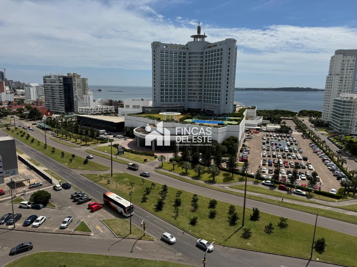Apartamento con todos los servicios.