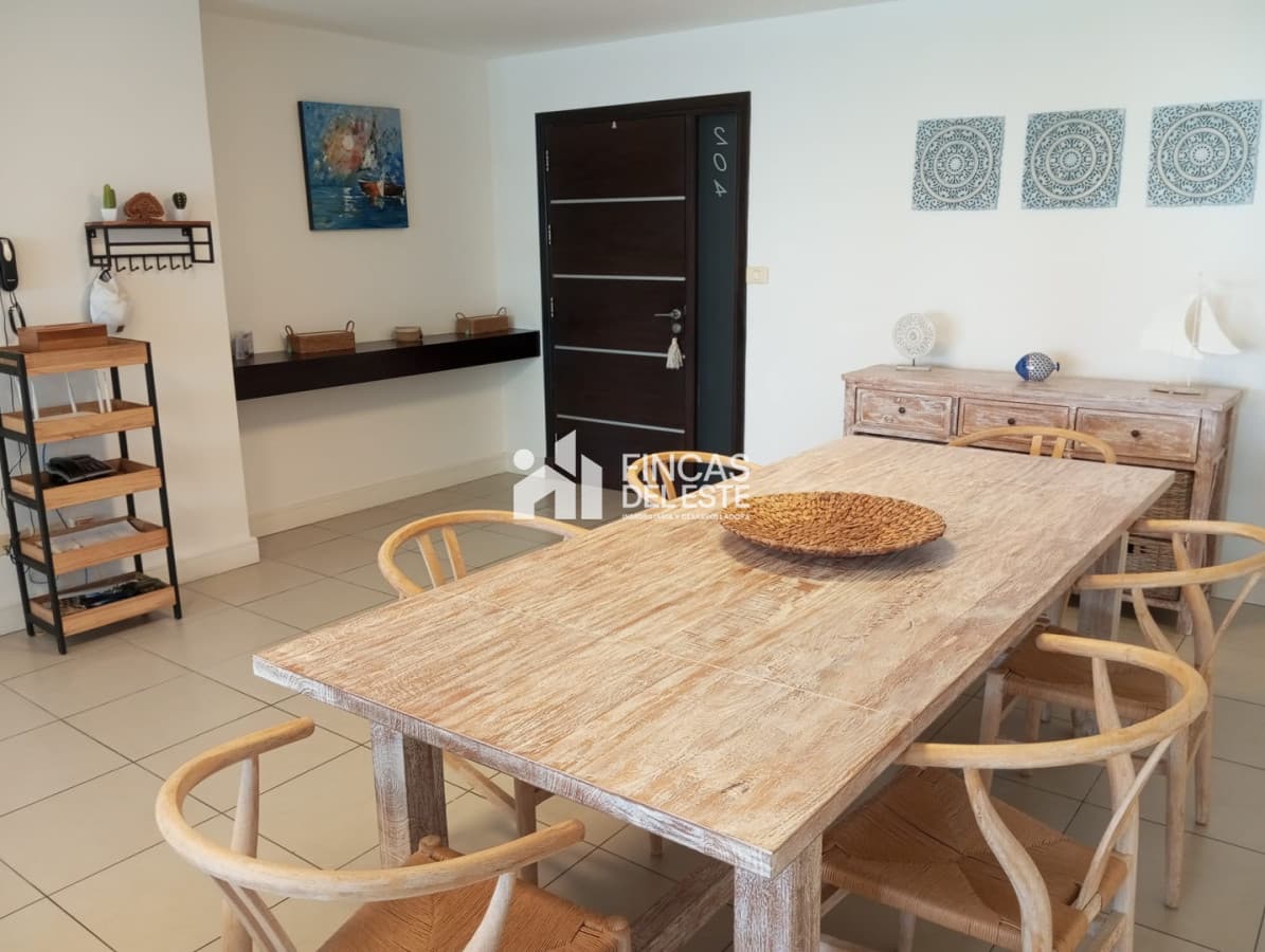 Apartamento de 3 dormitorios a 2 cuadras del mar en Punta!