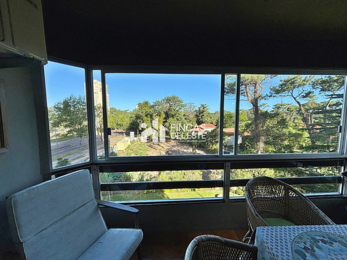 Apartamento 2 dormitorios en Roosevelt parada 18