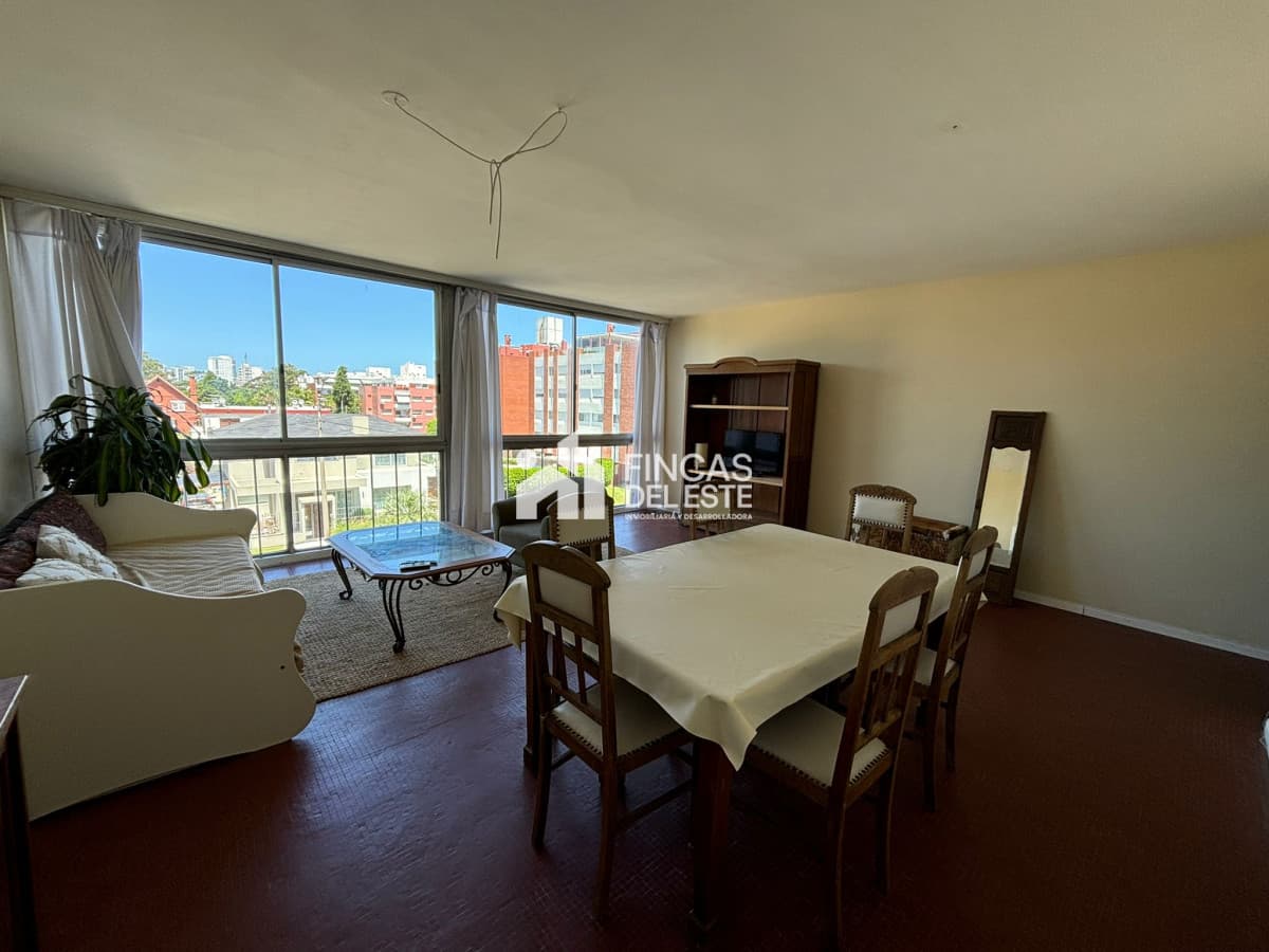 Apartamento de dos dormitorios en mansa