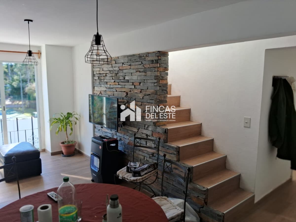 Apto de 3 dormitorios en san Rafael   -