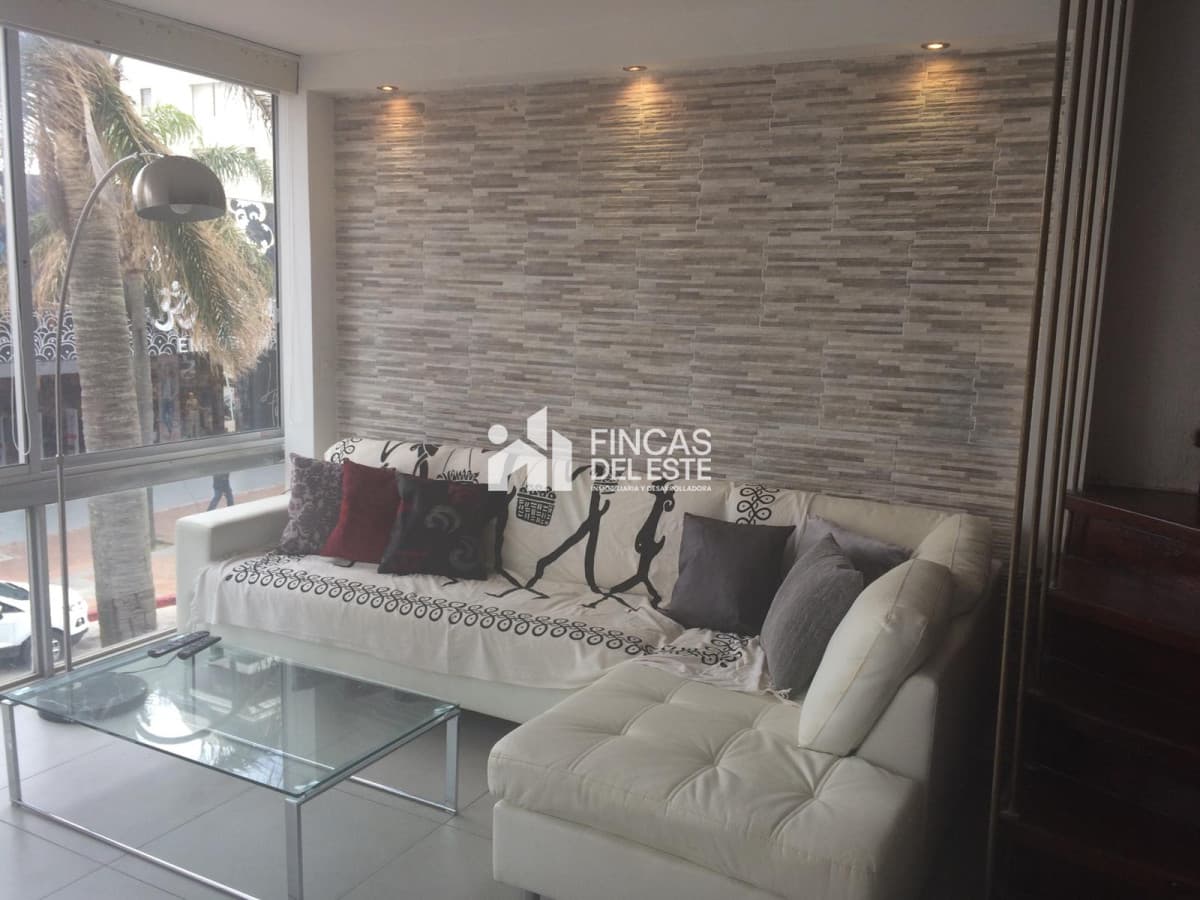 Hermoso apartamento en península!!