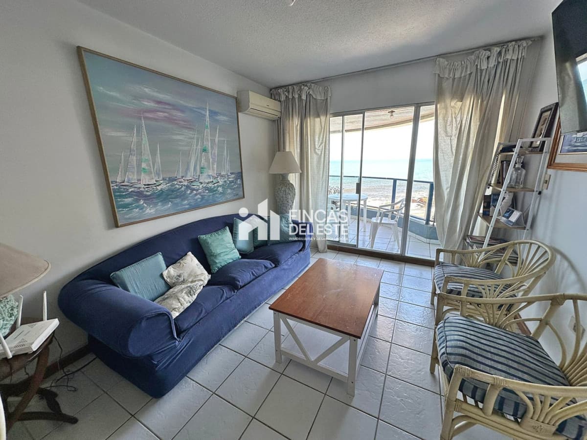 Apartamento de 2 dormitorios en Península, frente al mar
