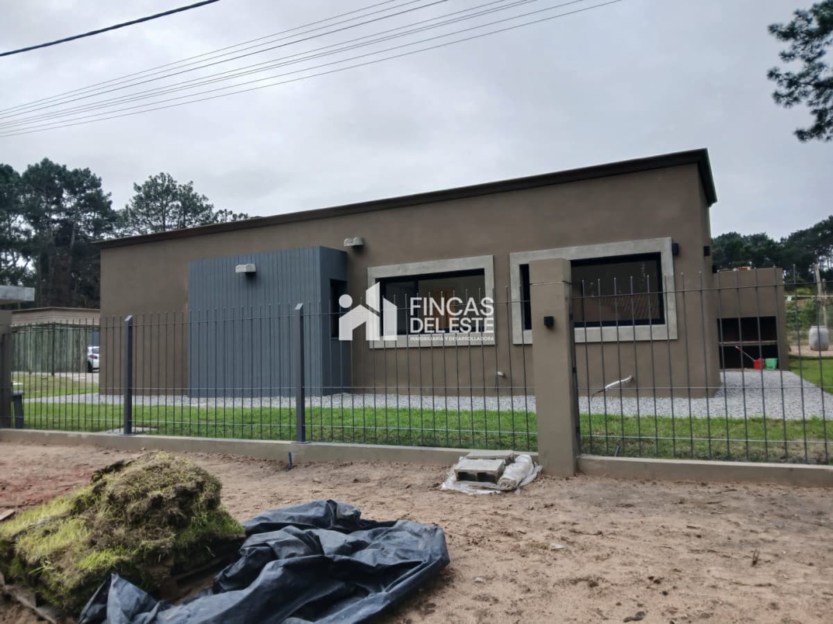 Casa de 3 dormitorios a estrenar en Punta del Este