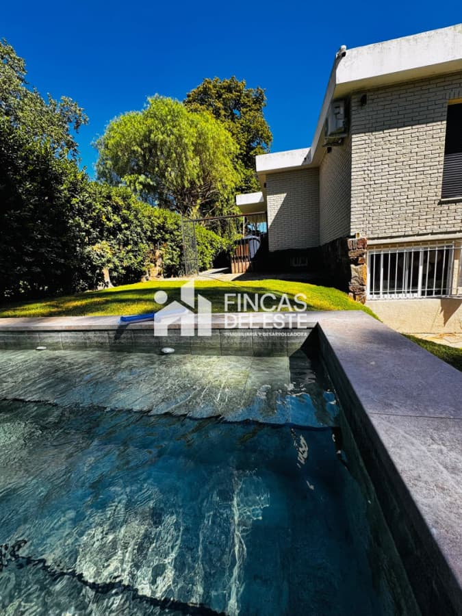 Alquiler en Punta del Este de 3 dormitorios  -