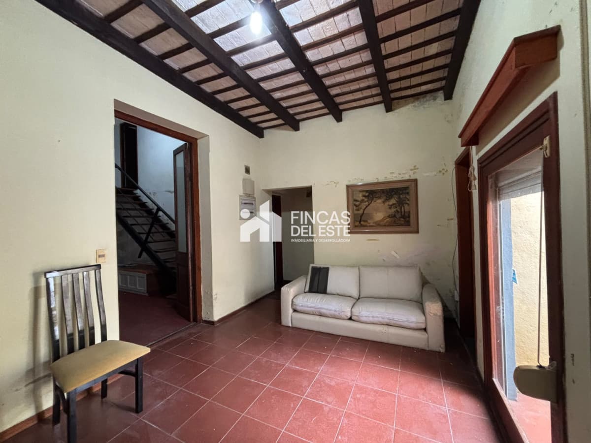 Gran Casona centro de San Carlos ideal para desarrollo