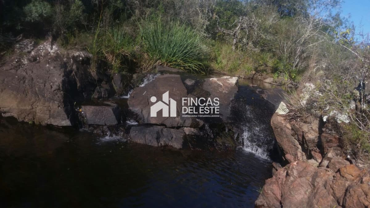 Chacras en ruta 39 próximas a Aigua.