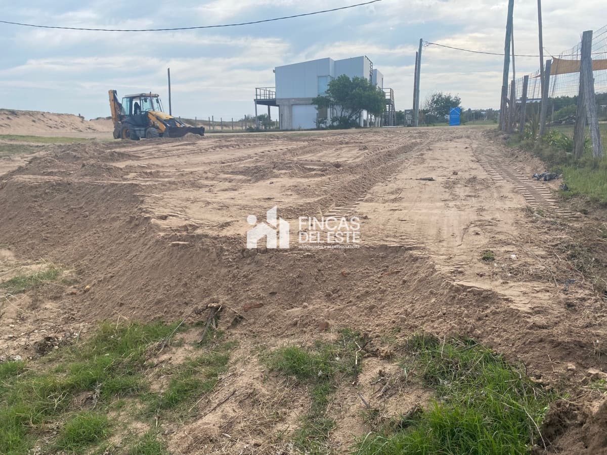 Hermoso terreno en primera linea!!