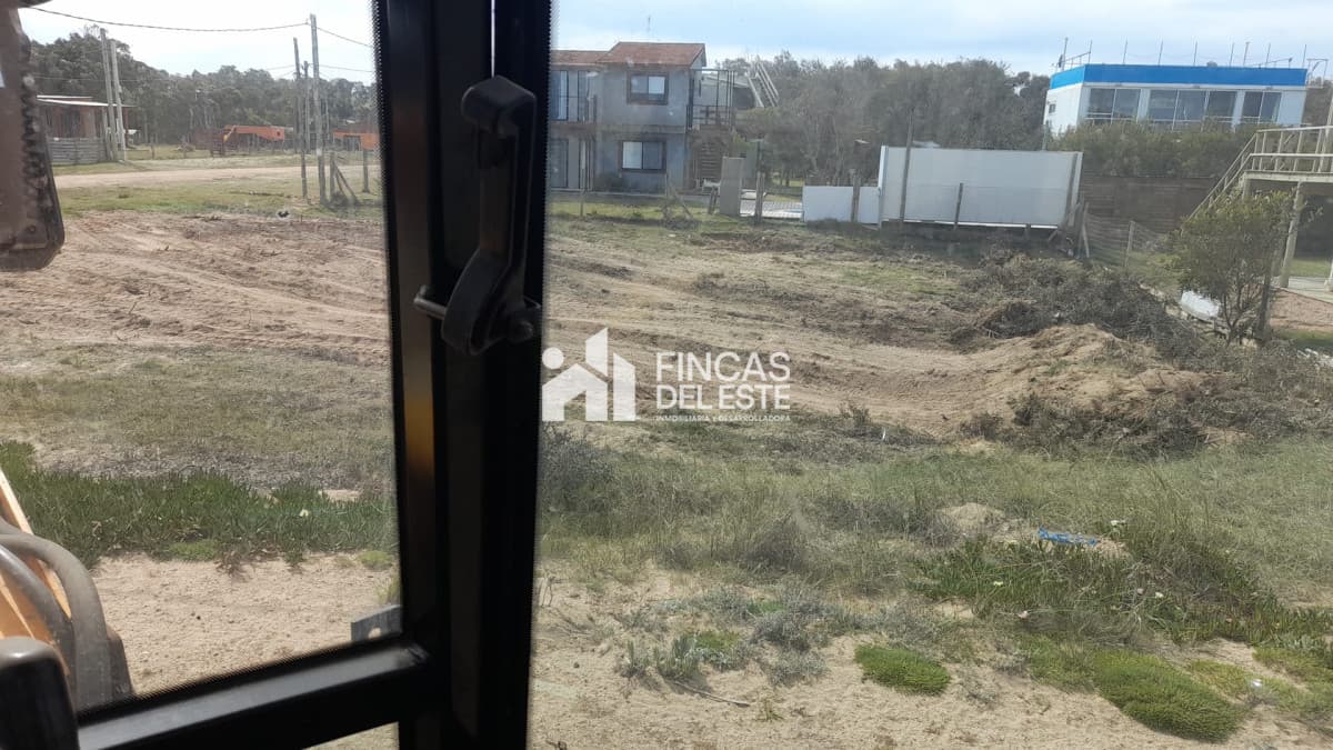 Hermoso terreno en primera linea!!