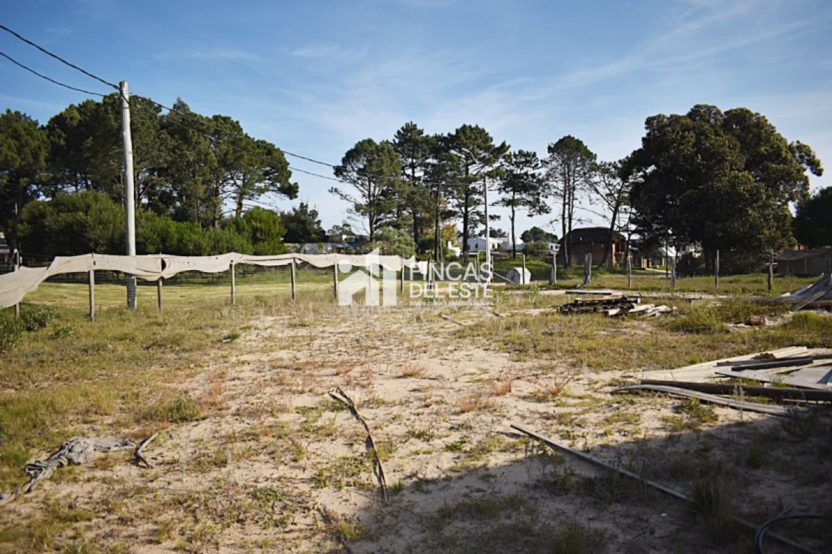 TERRENO Altos de la Laguna