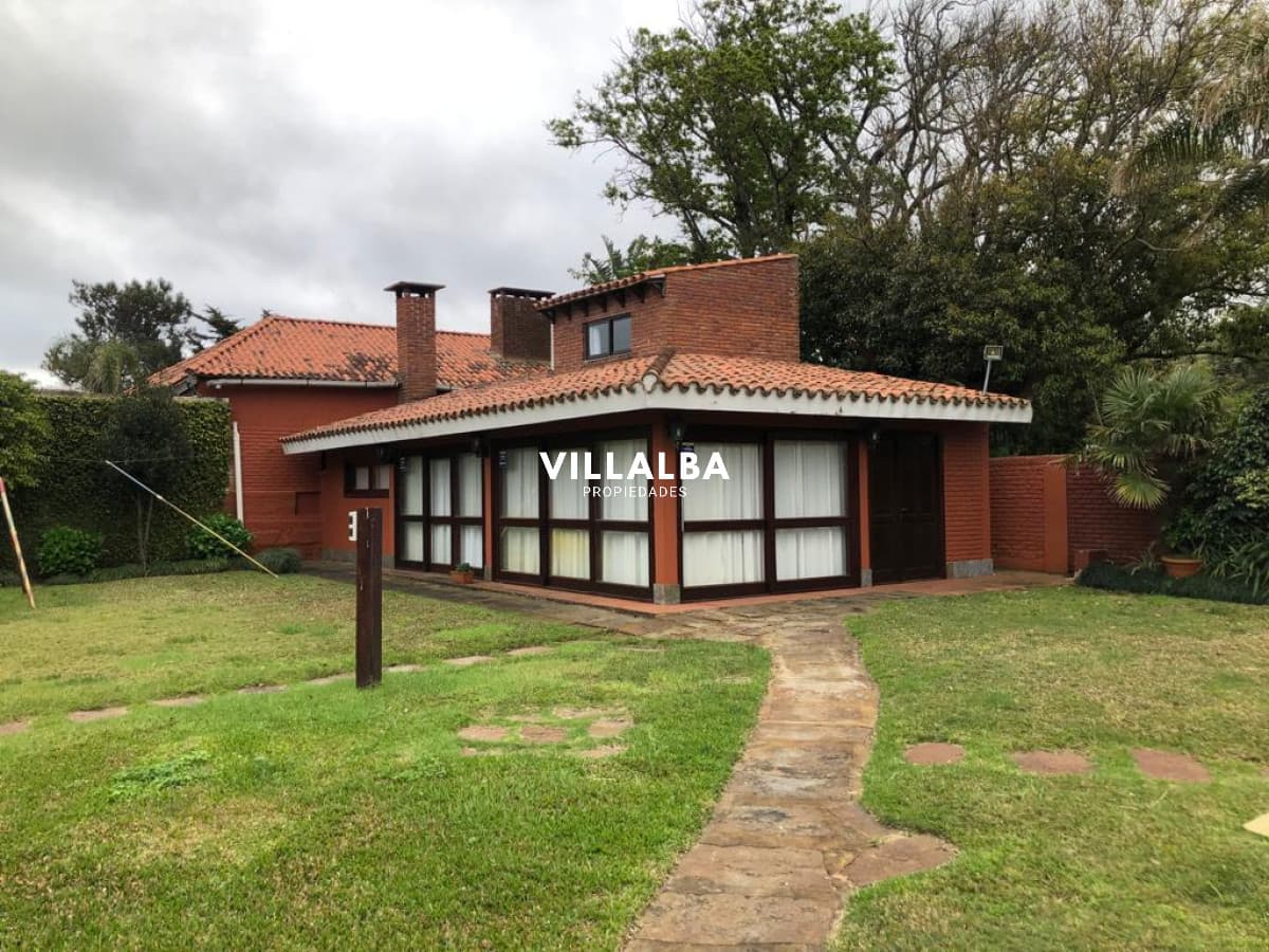 Hermosa casa en alquiler