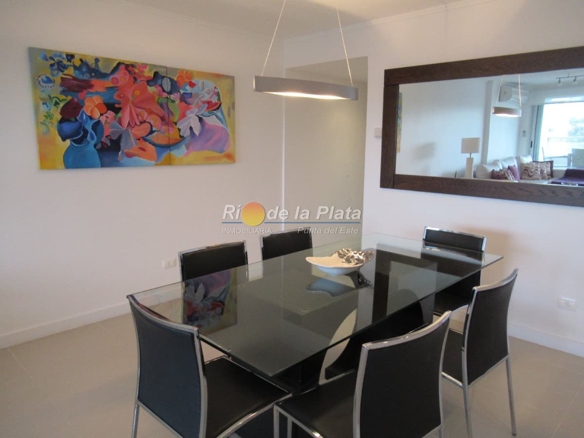 Chiverta a pasos del Mar, edificio con servicios!!