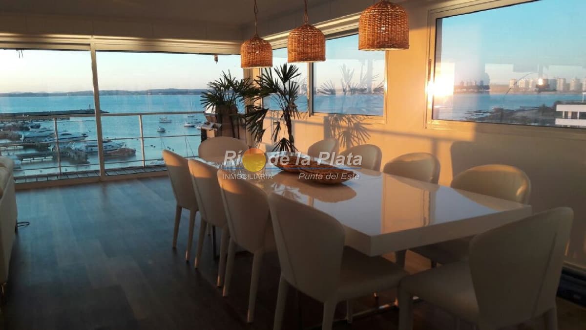 6 dormitorios en Punta del Este