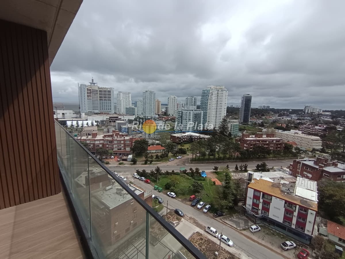 Torres del Este. Con entrega inmediata