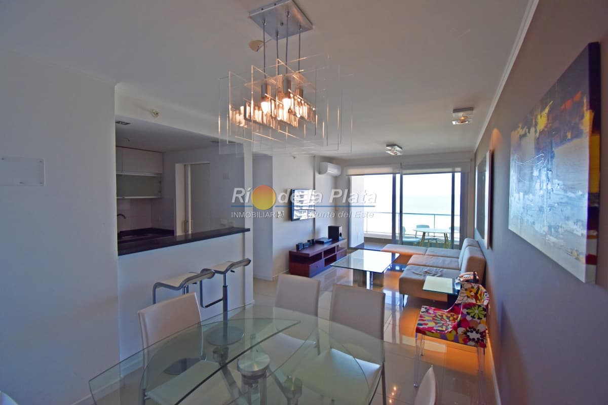 Depto en venta en Wind Tower, a metros de Playa Brava.