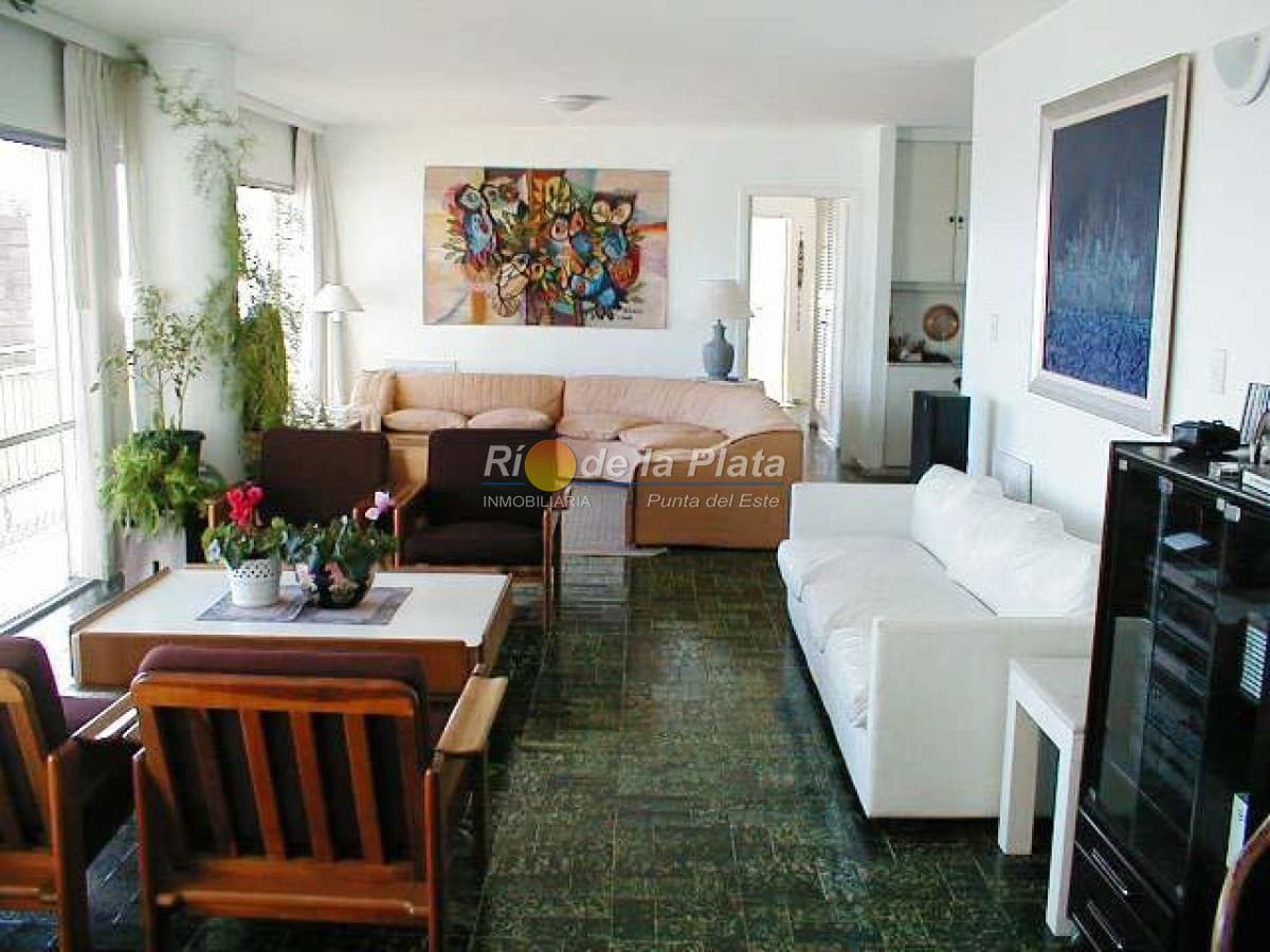Espectacular departamento, excelente vista al mar.