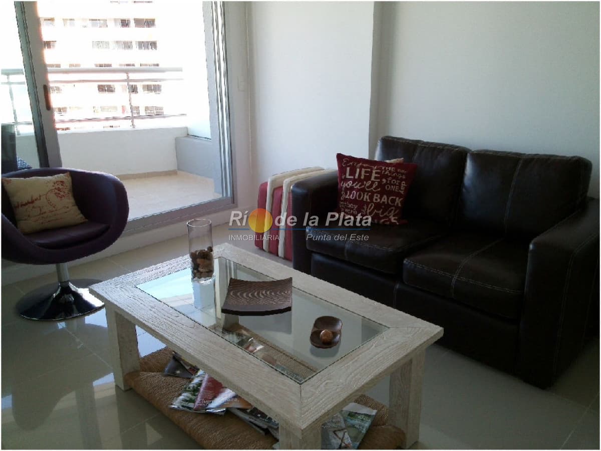 2 dormitorios en The Forest Tower 2, proximo a Playa Brava y Mansa
