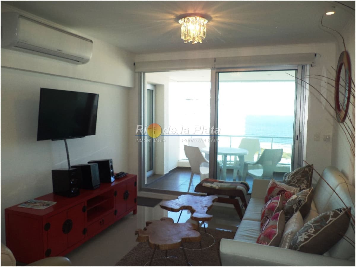 3 dormitorios en Wind Tower a 80 metros del Mar.