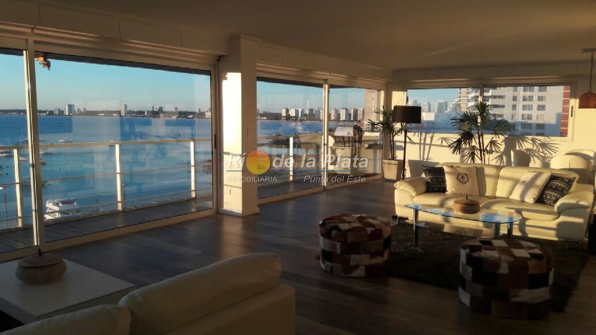 6 dormitorios en Punta del Este