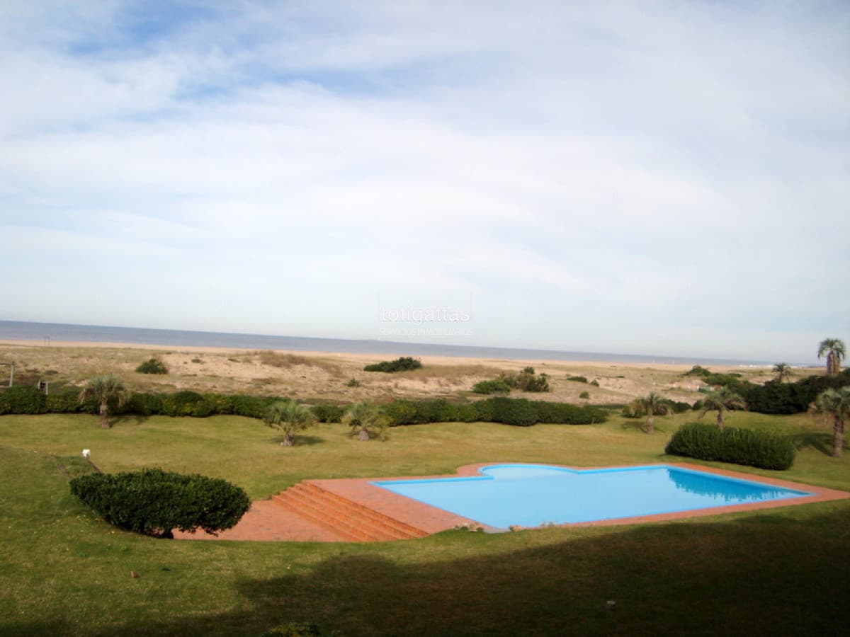 Bahía de Manantiales Apto. 007