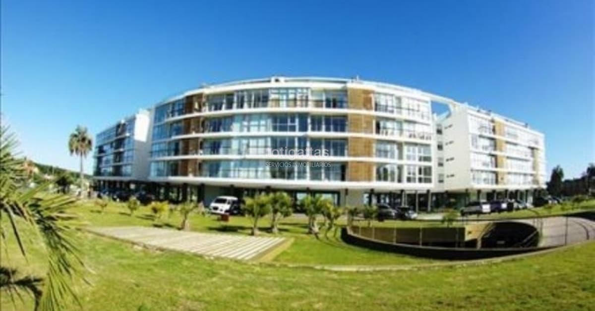 Delamar Apto. 303