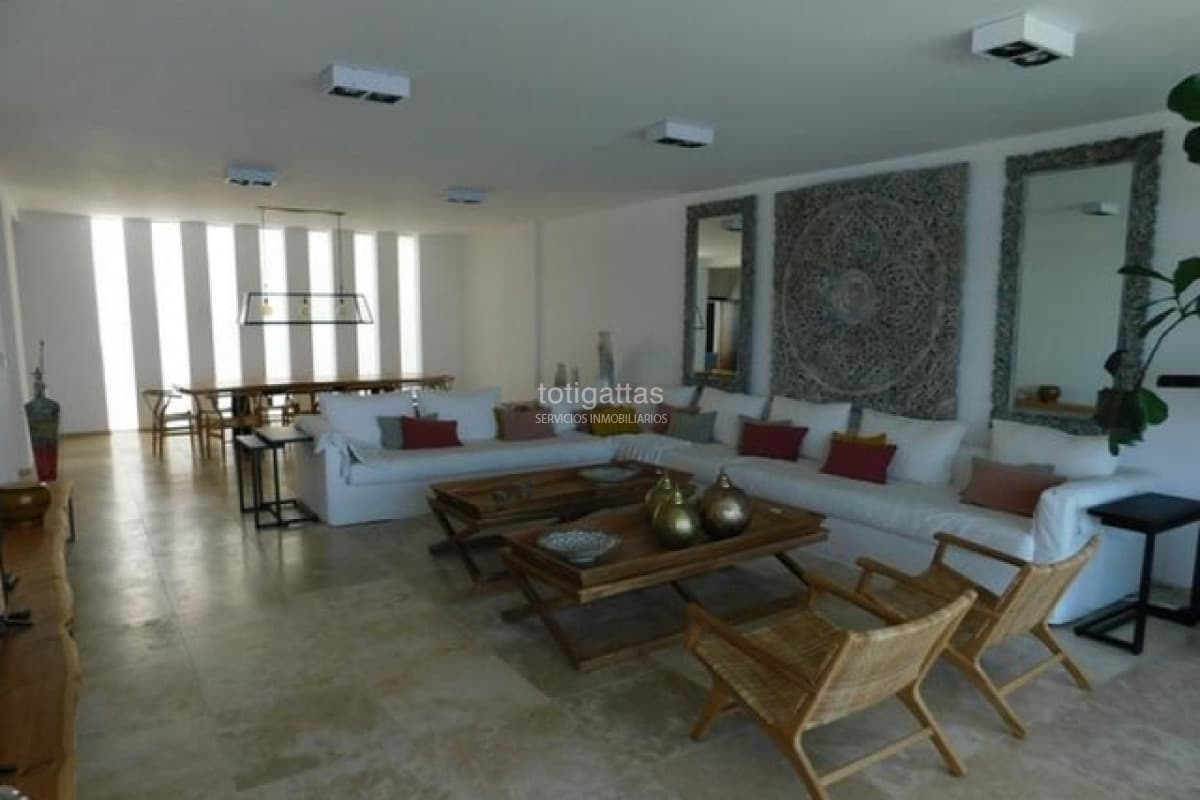 Delamar Apto. 206