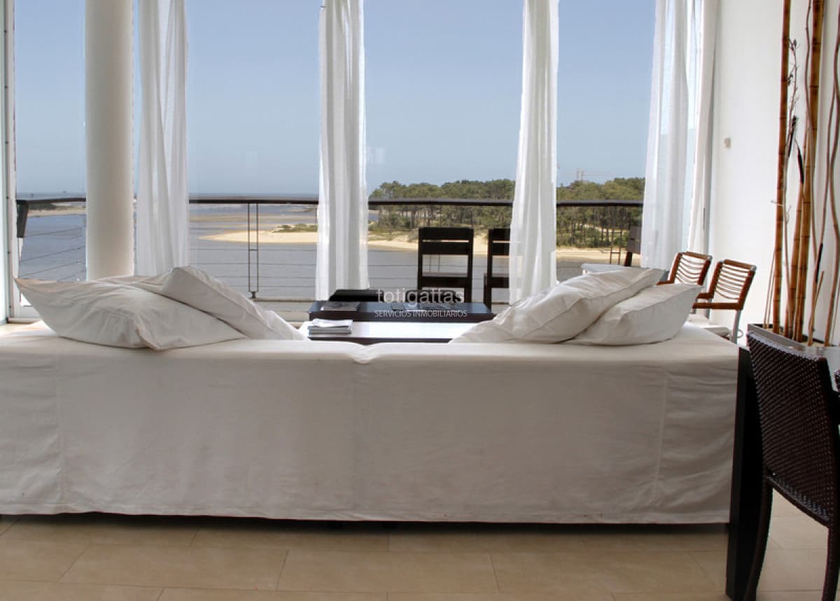 Delamar Apto. 410