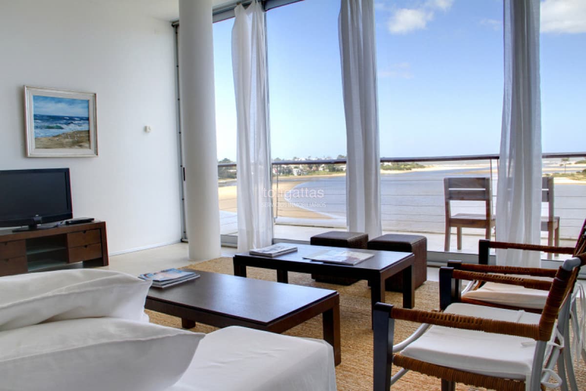 Delamar Apto. 410