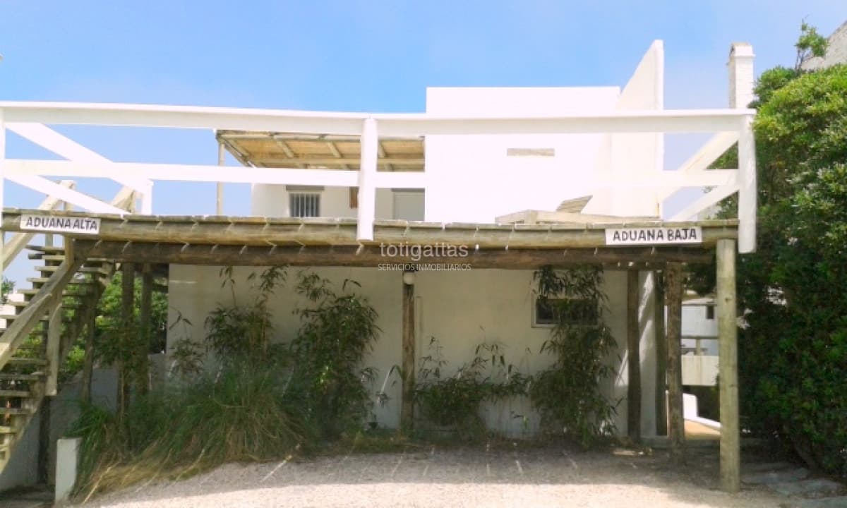 La Aduana Alta