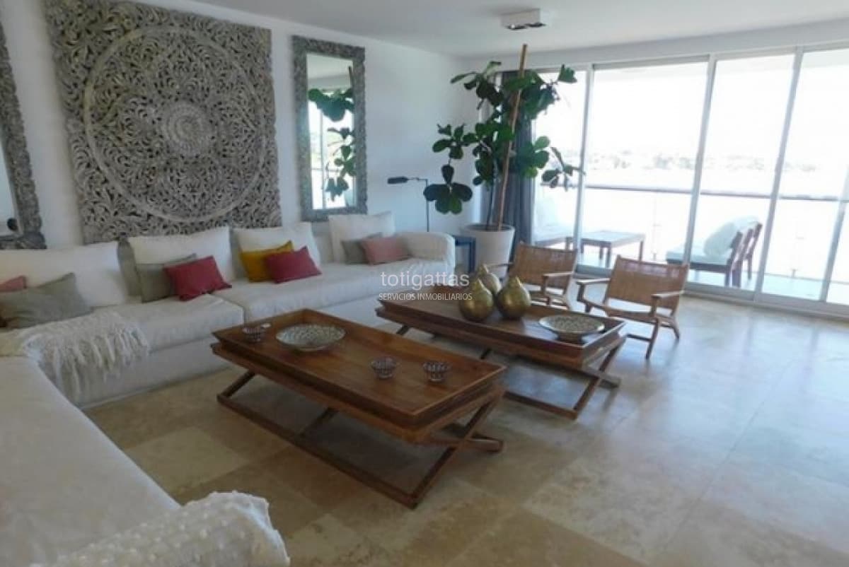 Delamar Apto. 206
