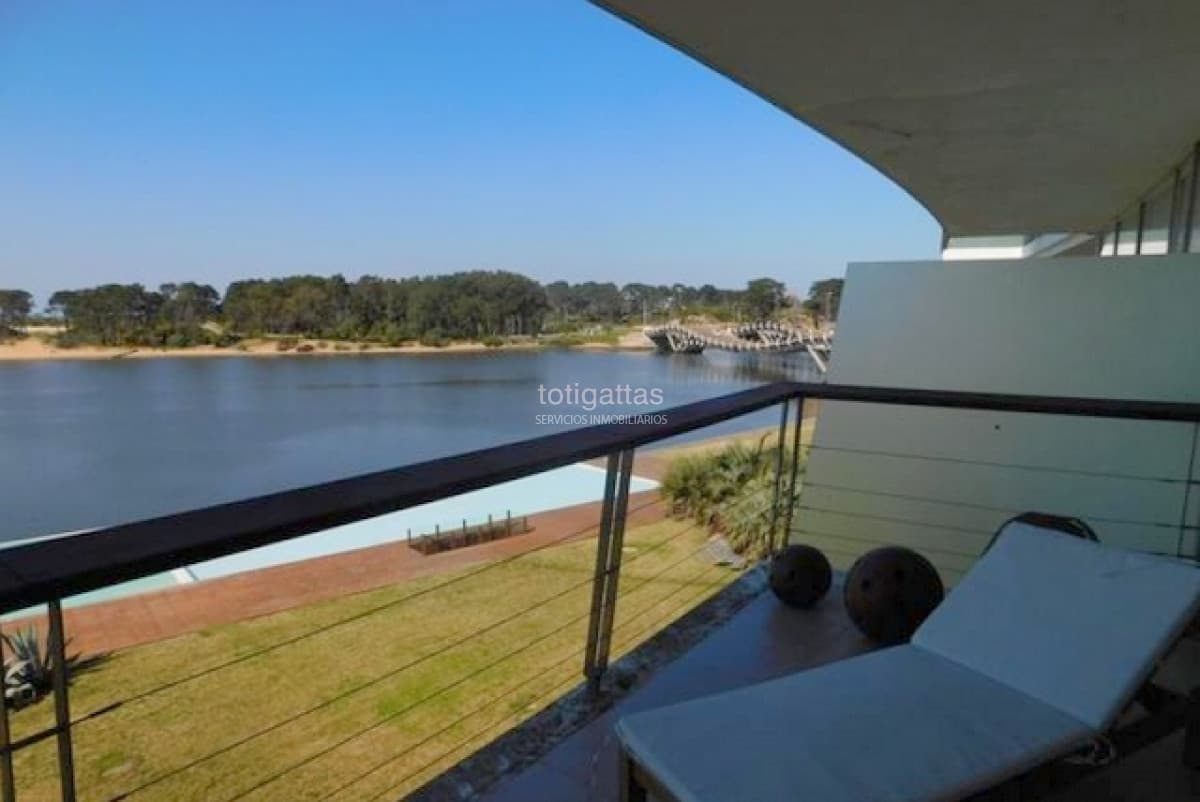 Delamar Apto. 206