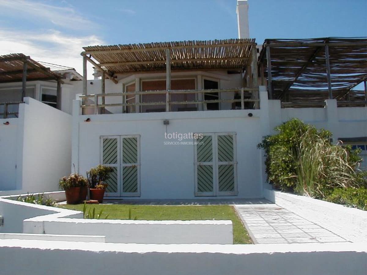 Terrazas de La Barra Apto. 002