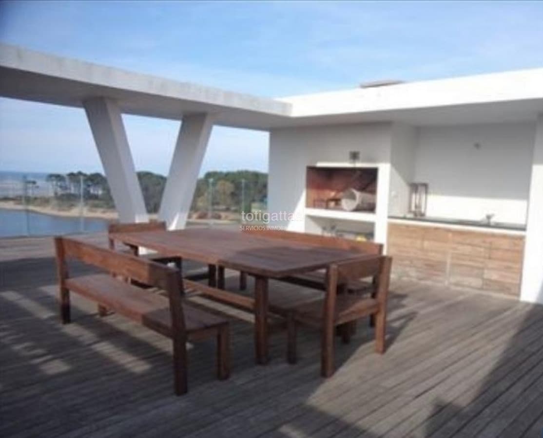 Delamar Apto. 402