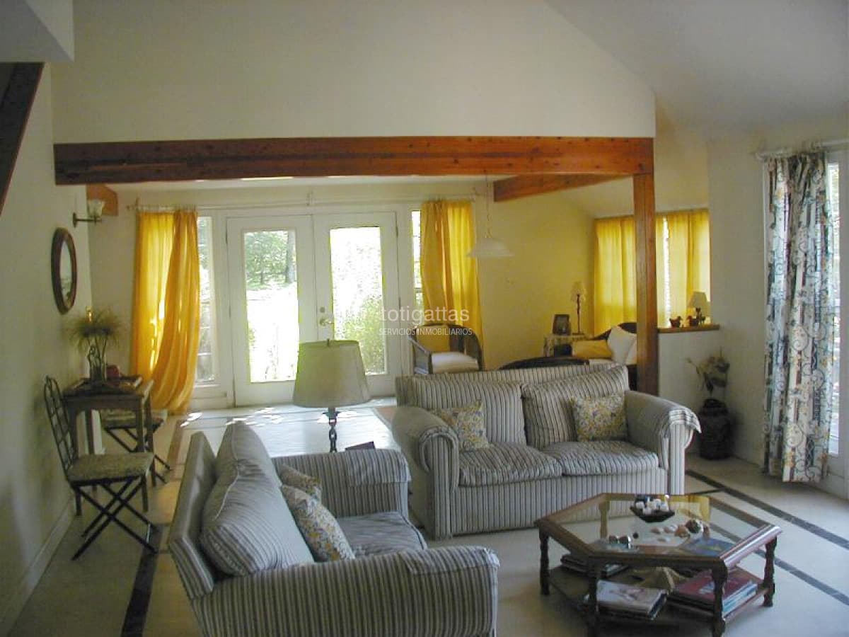 Laurence casa