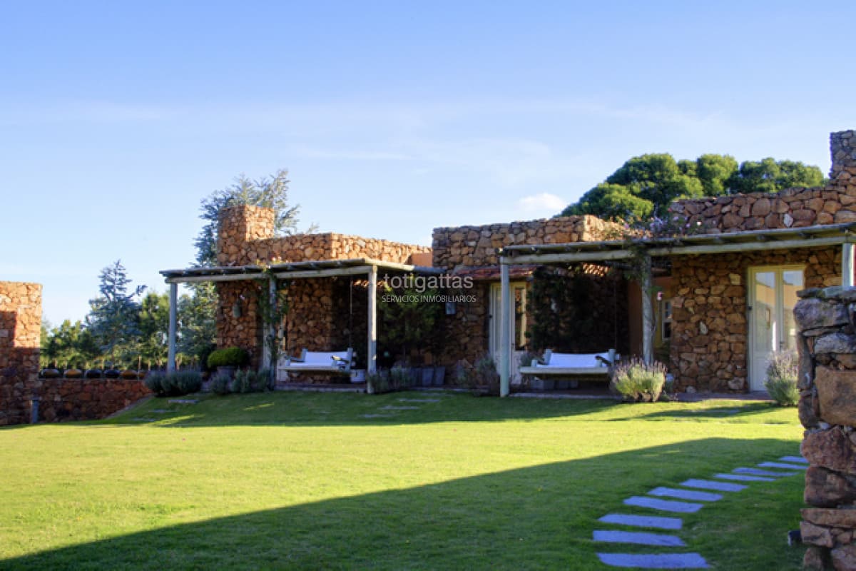 Posada de Piedra